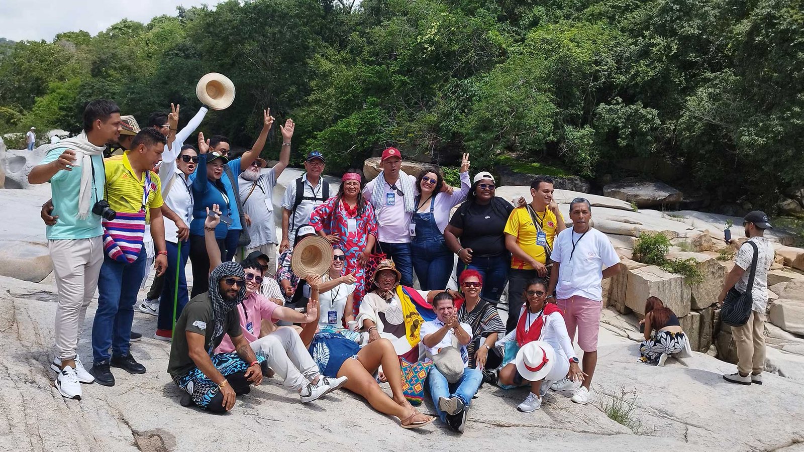 festival vallenato turistas en la mina